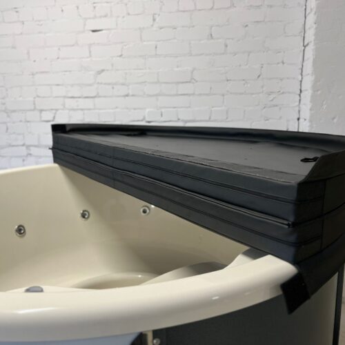 Black thermo cover for hot tubs manufacturer