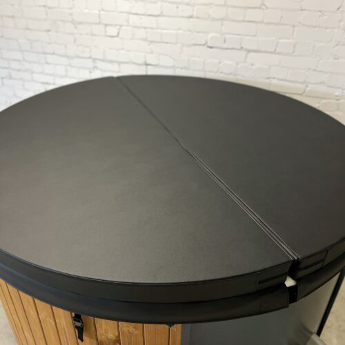 Black thermo cover for hot tubs manufacturer