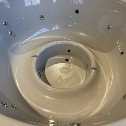 Hot tub wholesale