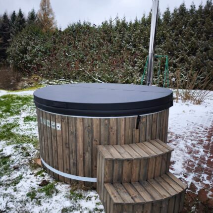 Hot tub manufacturer and wholesale europe
