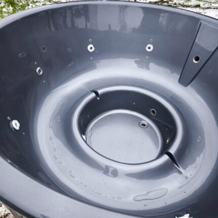 Hot tub manufacturer and wholesale europe