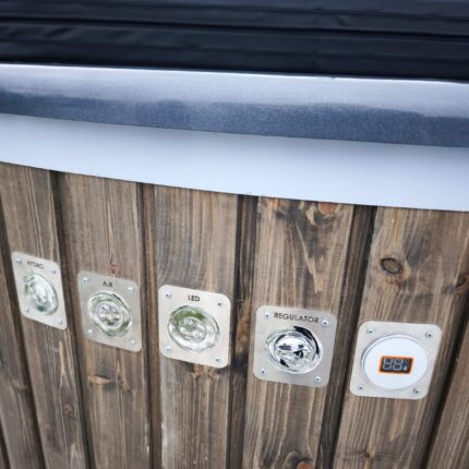 Hot tub manufacturer and wholesale europe