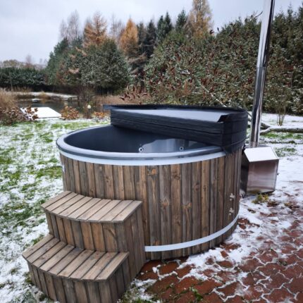 Hot tub manufacturer and wholesale europe
