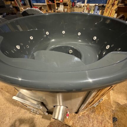 Hot tub wholesale